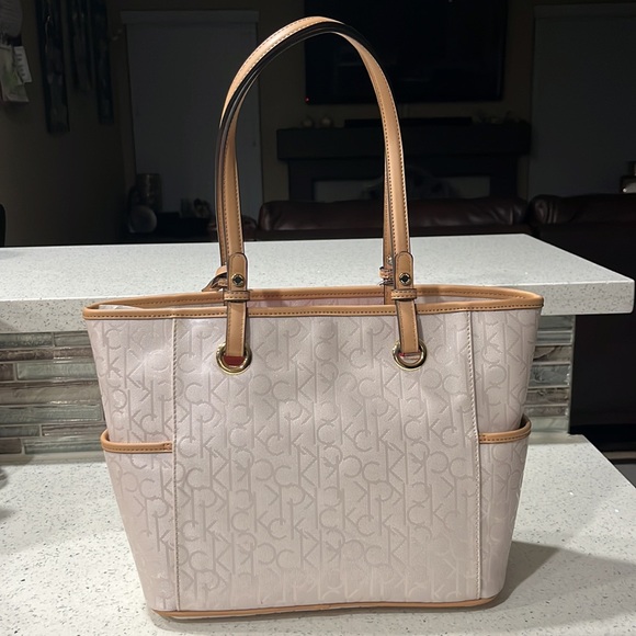 New Calvin Klein Monogram Tote - Picture 3 of 14